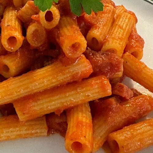 Mari e Monti, Milano