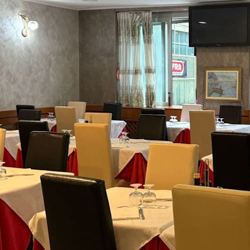 Mari e Monti, Milano