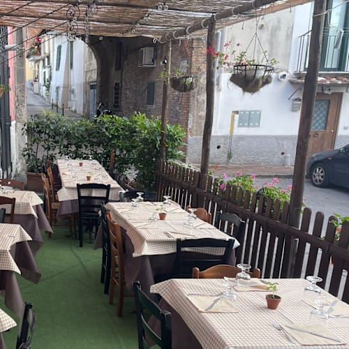 La piazzetta ristorante pizzeria, Cava de' Tirreni
