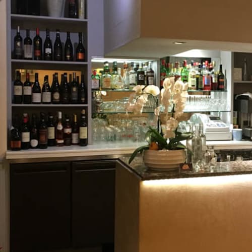 La Locandina di Napoli, Issy-les-Moulineaux