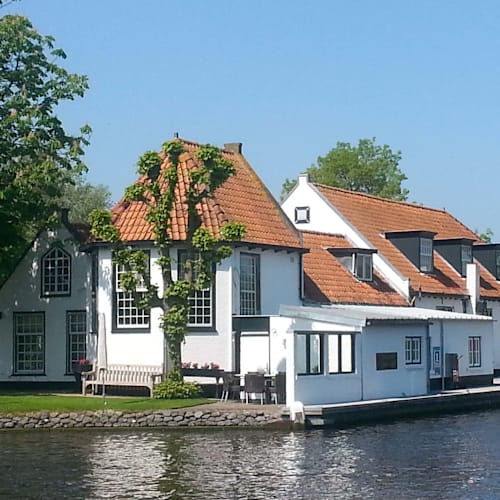 Allemansgeest, Voorschoten