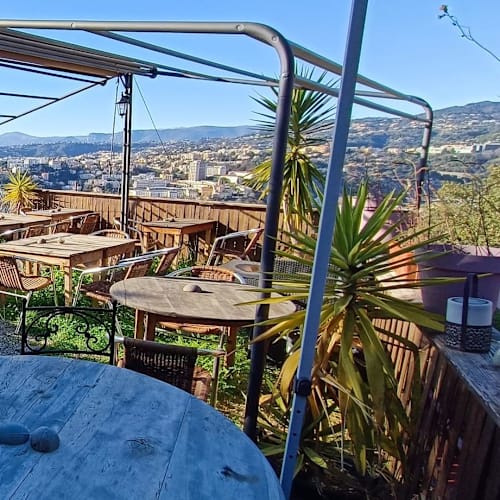 La Casa di Giada, Nice