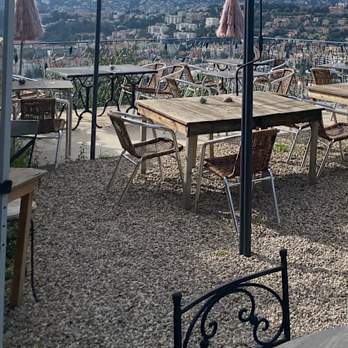 La Casa di Giada, Nice