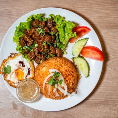 Lao Chaleune, Paris