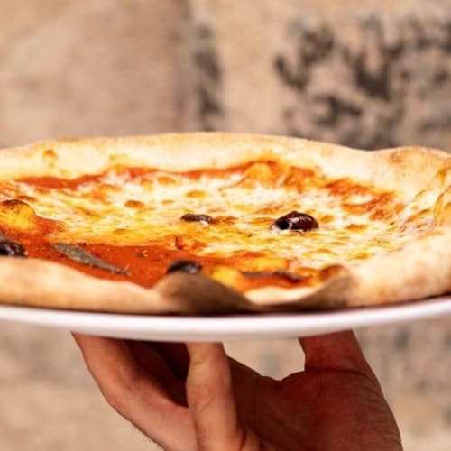 La Cerise sur la Pizza - Place des Vosges, Paris
