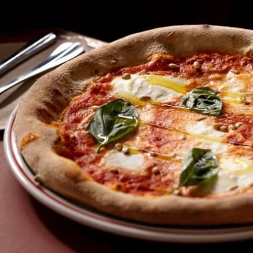 La Cerise sur la Pizza - Place des Vosges, Paris