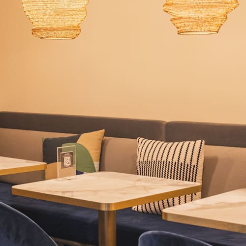 Nomad, Paris