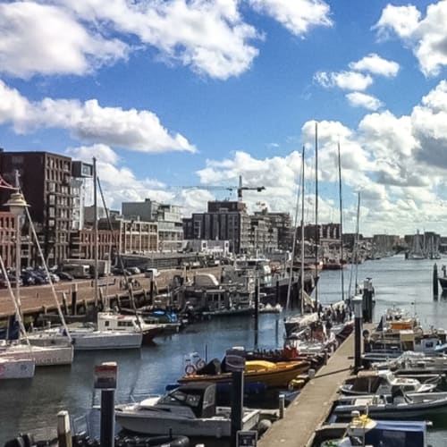 Punto Nave, Den Haag