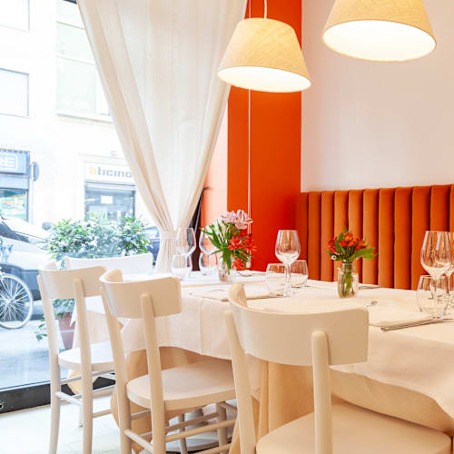 Donna Caterina, Milano