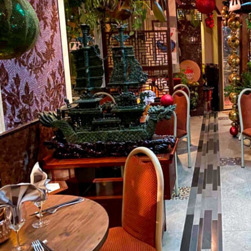 Le Lys d'Or, Paris