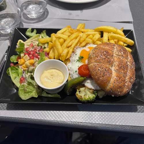 O saint germain, Issy-les-Moulineaux