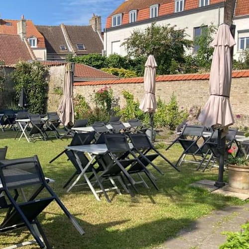 Bienvenue Chez Nous, Bergues