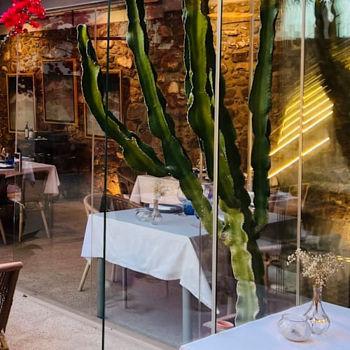 Villa Angelita by Alessandro Maino, Benicàssim