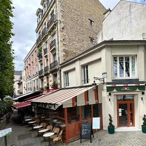 Le Coq, Puteaux