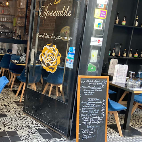 Chez Lucy, Paris