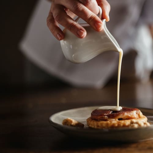 La Fenetre, La Salle