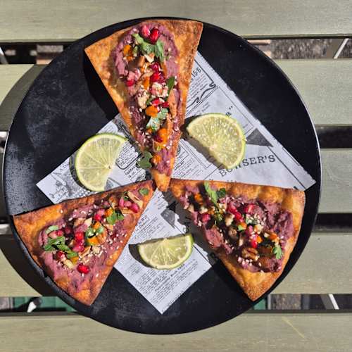 Yvonne & Nala, Genève