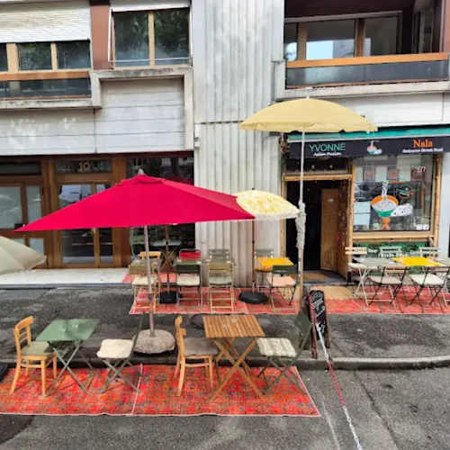 Yvonne & Nala, Genève