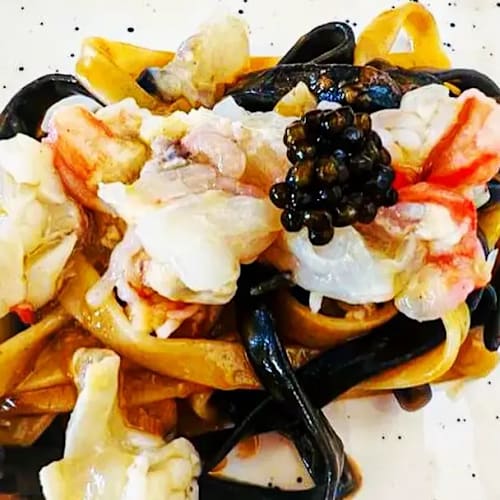 Seagull Tavern, Telti