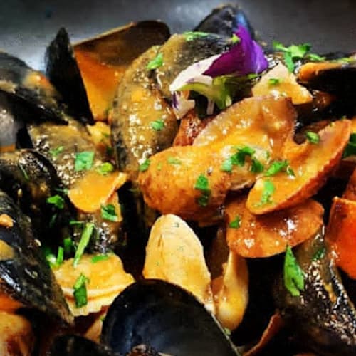 Seagull Tavern, Telti