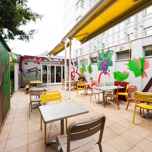 Restaurant HOPE, Bron