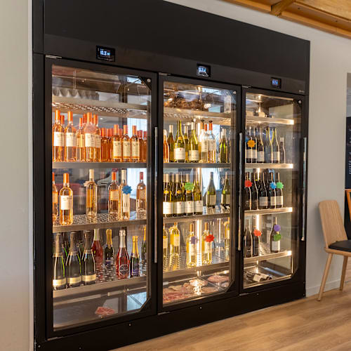 Restaurant HOPE, Bron