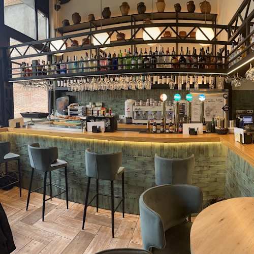 De Grano Y Oro, Navalcarnero