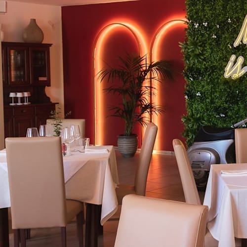 Casual Restaurant & Lounge Bar Portorosa, Furnari