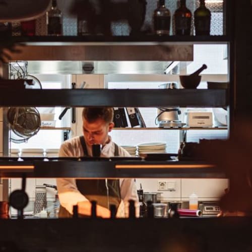 Aji, Rotterdam