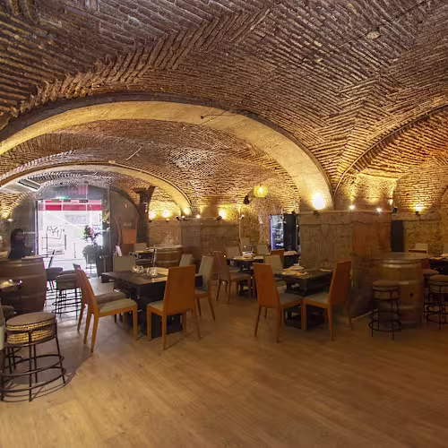 Cinnamon Indian Tapas Bar | Cais Do Sodre, Lisboa