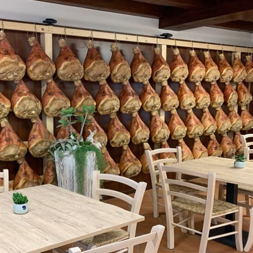 Salumeria Ugolotti, Langhirano