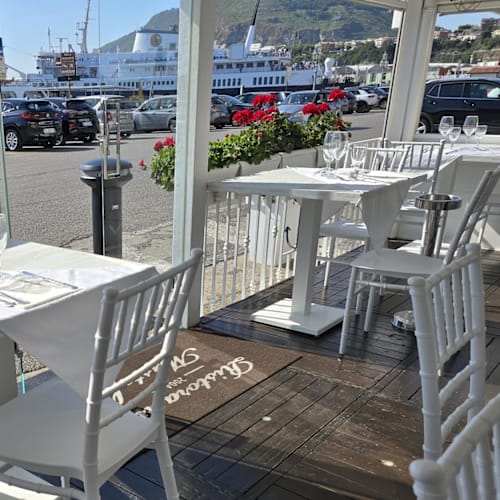 Ristorante Mustafà Al Porto Di Pozzuoli, Pozzuoli