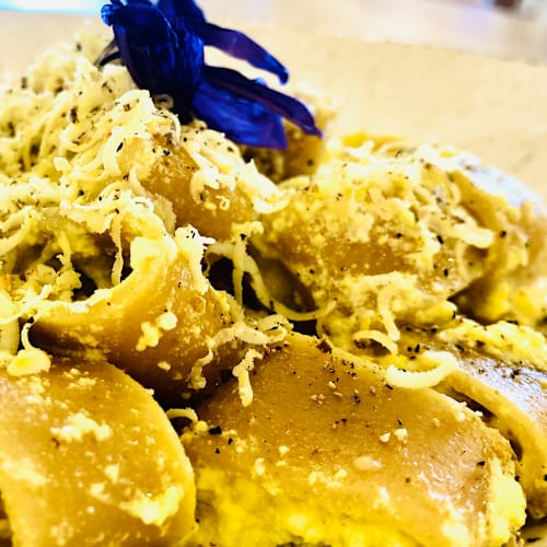 La bottega delle tre sorelle, Montelanico