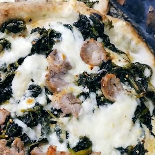 È Qui la Pizza dei Fratelli De Sivo, Napoli