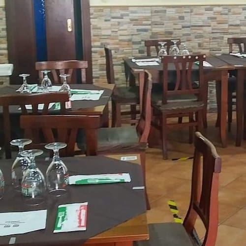 È Qui la Pizza dei Fratelli De Sivo, Napoli