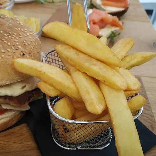 Cipriano Burger & Pinsa, Casteldaccia