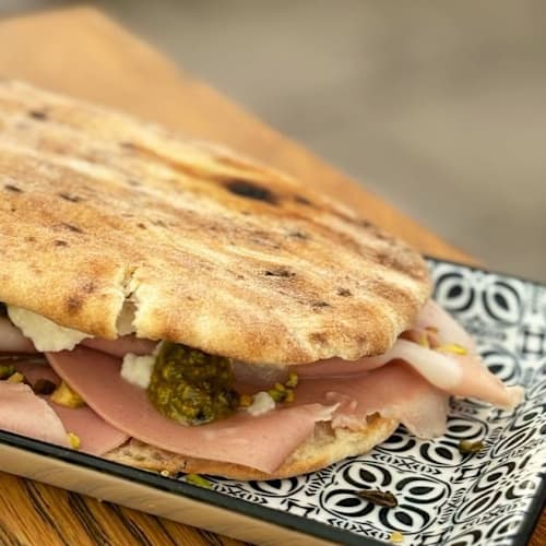 Cipriano Burger & Pinsa, Casteldaccia