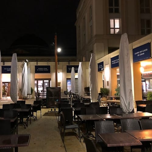 Pizzeria Cesar, Versailles