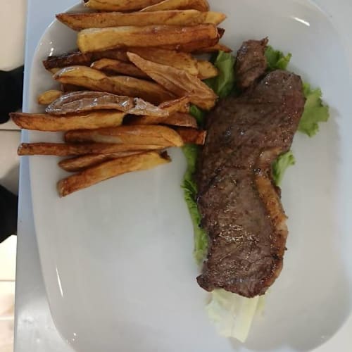 L& J Lounge, Vauhallan