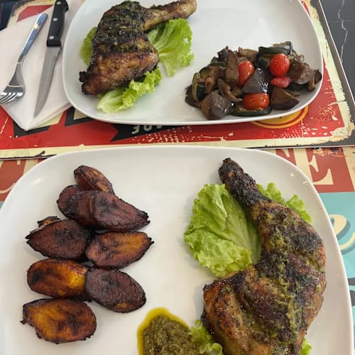 L& J Lounge, Vauhallan