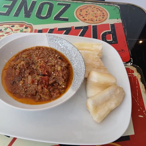 L& J Lounge, Vauhallan