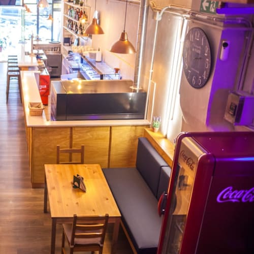 D’elias pizza, Barcelona