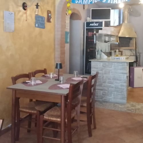 Pizzeria Napule', Montagnano