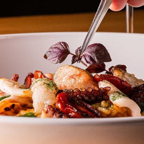 Truth Restaurant, Aversa
