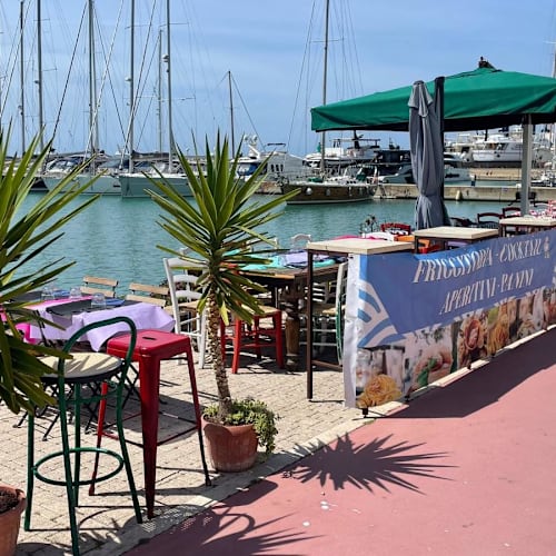 Tritone, Lido di Ostia