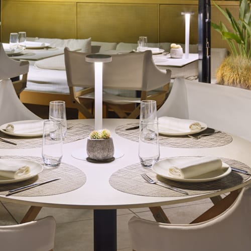 MOOD Rooftop Bar - Hotel The One, Barcelona