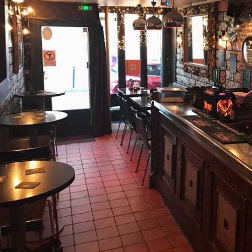 New York Cafe, Paris