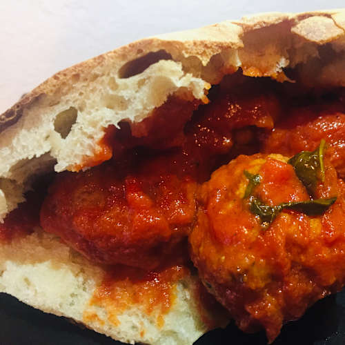 CalaBRIOtto Hamburger Calabrese, Bologna