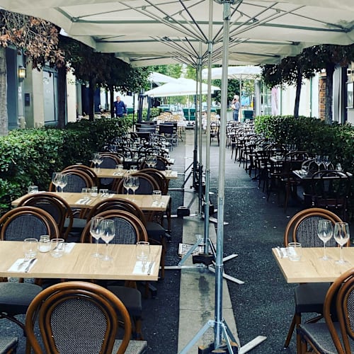 Neuilly's, Neuilly-sur-Seine