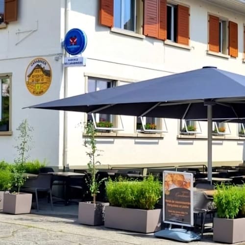 Auberge Des Carabiniers, Saint-Aubin